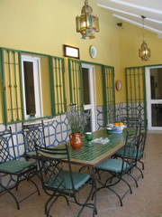 covered eating area