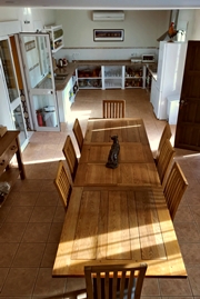 Kitchen & dining room